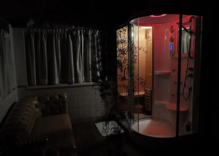 Brugnola 1932 Vegan Country House Барди