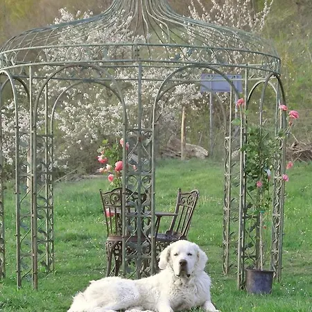 Brugnola 1932 Vegan Country House Bed & Breakfast *